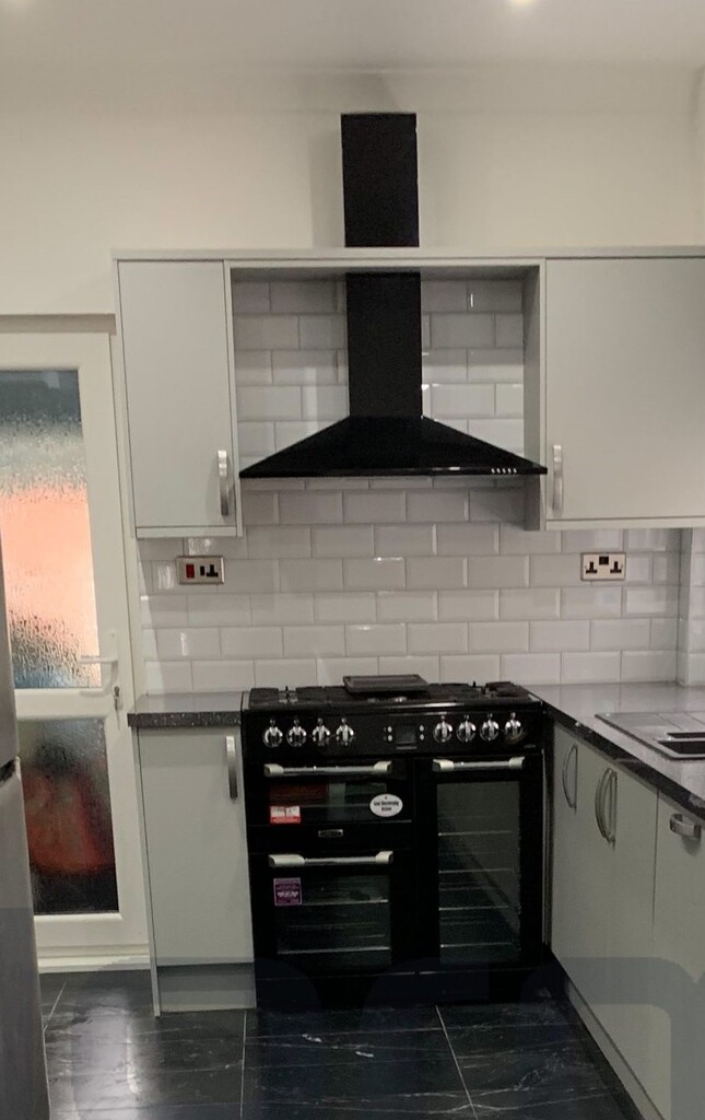 Kitchen-Refurbishment-in-Northampton-by-Kitchen-Fitters-Normz-Plumbing-NEW stove and chimney
