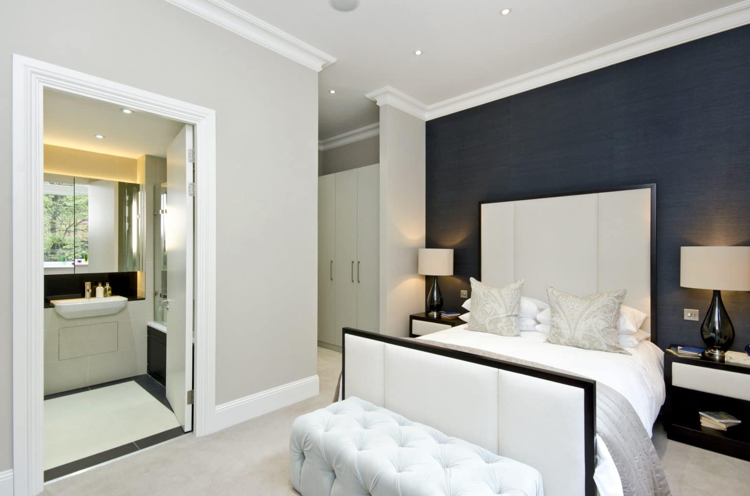 Build Ensuite in Bedroom in Wellingborough, Rushden, Kettering, Northampton